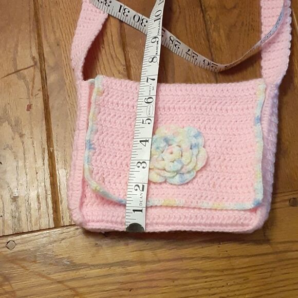 Pink handmade knit purse - Picture 5 of 7